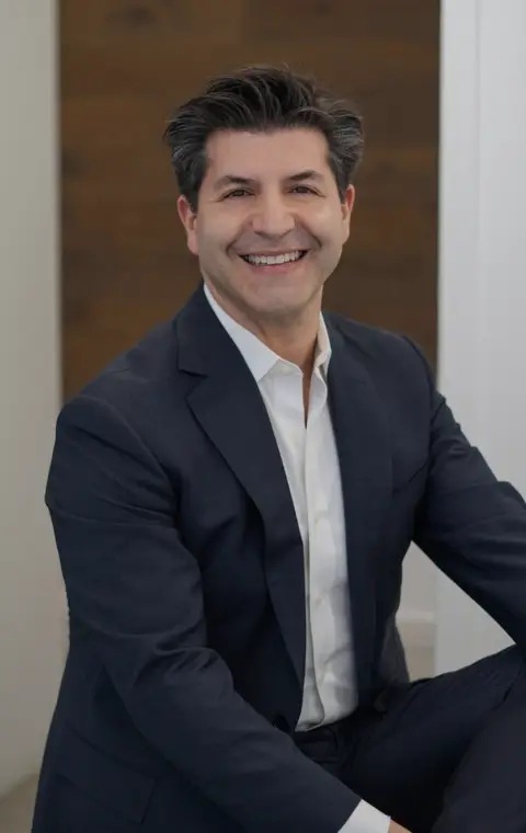 Dr. Brett Beber